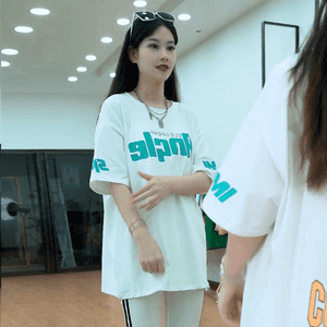 SKU01_白色_S码(80-110斤)